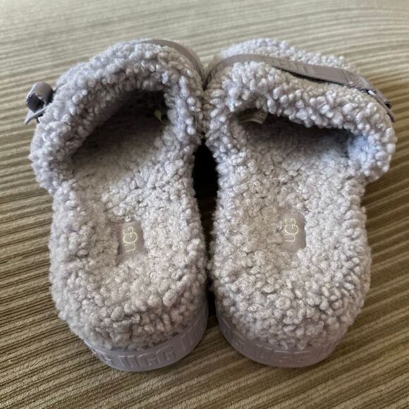 Uggs Fluffita June gloom purple size 7 - Picture 5 of 7